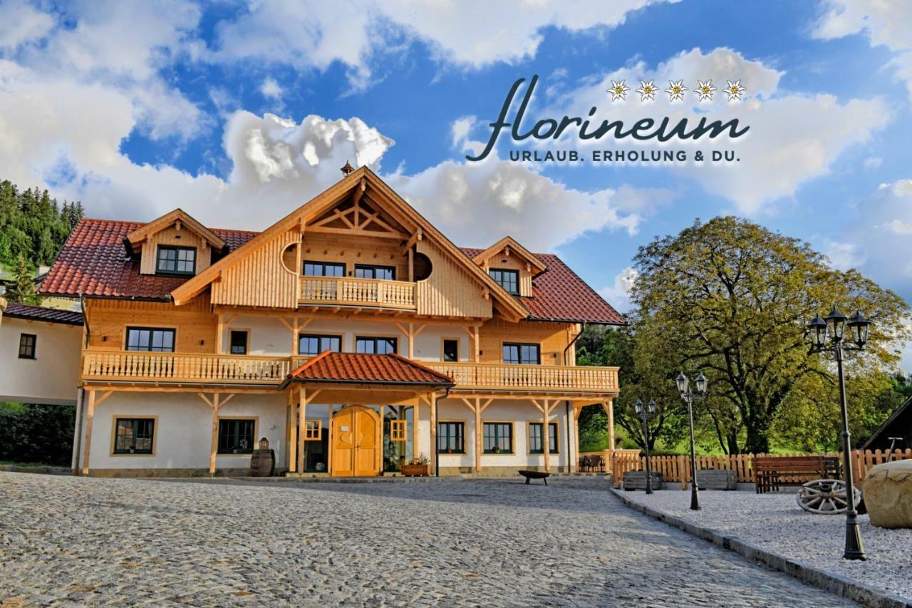 Florineum Hotel Weyregg Exterior photo